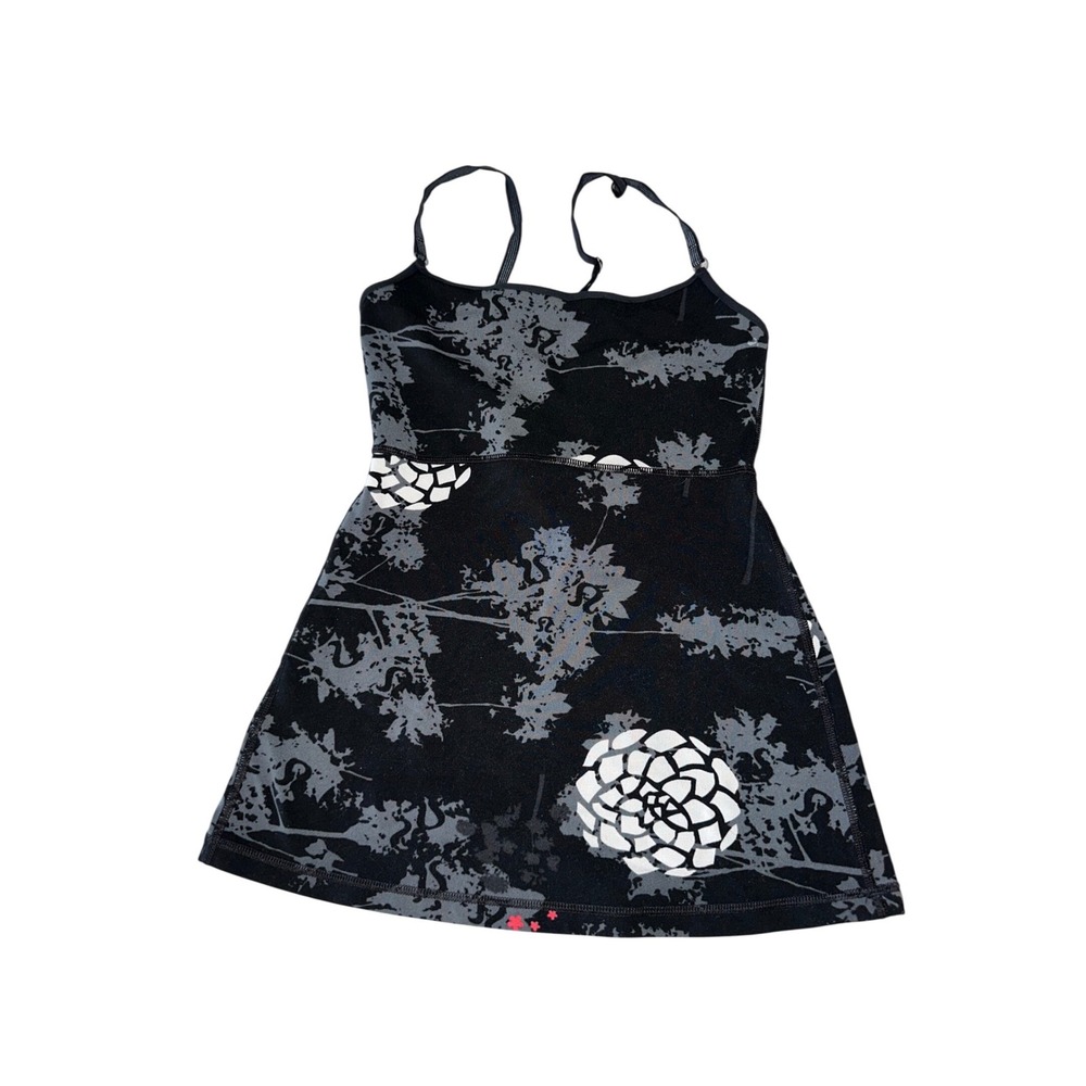 Lululemon Black Floral Tank Small Size 4